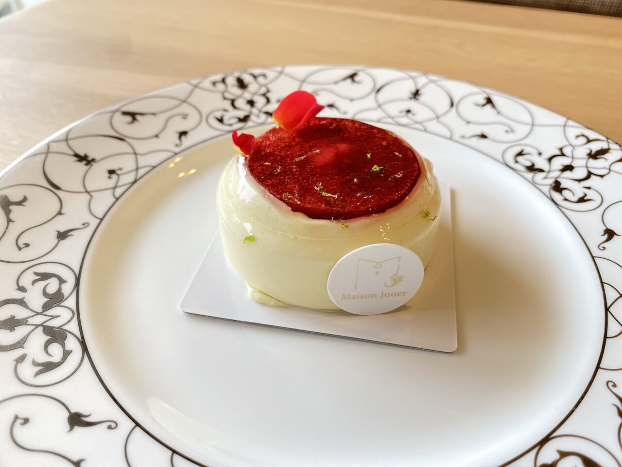 メゾンジュエ